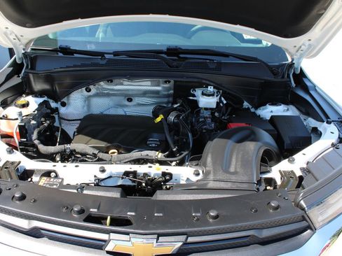 Used 2021 Chevrolet TrailBlazer LT FWD image 19