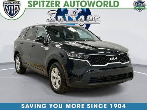 Used 2023 Kia Sorento LX FWD image 1