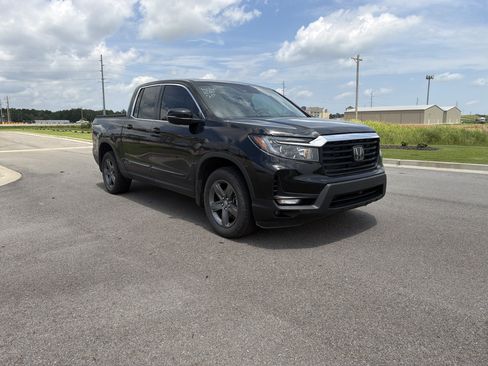 Certified 2023 Honda Ridgeline RTL image 10