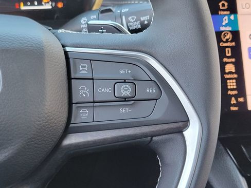 New 2026 Jeep Grand Cherokee Limited w/ Limited Altitude Package image 6