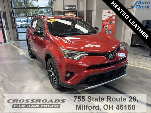 Used 2016 Toyota RAV4 SE image 1