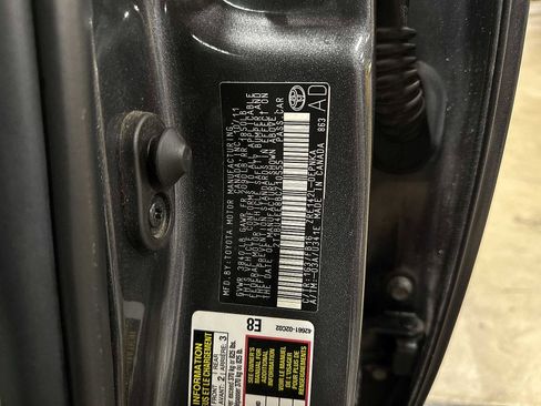 Used 2011 Toyota Corolla LE image 14