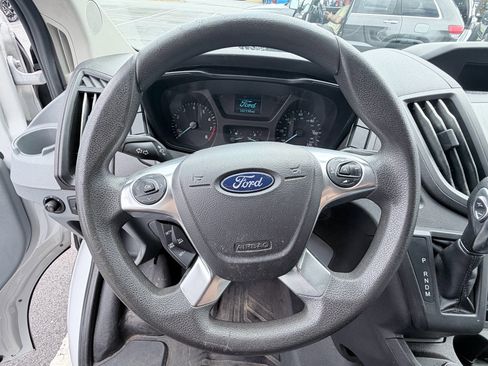 Used 2018 Ford Transit 250 148 Low Roof RWD image 16
