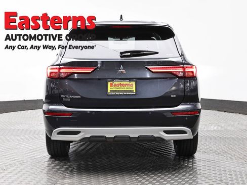 Used 2024 Mitsubishi Outlander SE AWD/4WD image 6