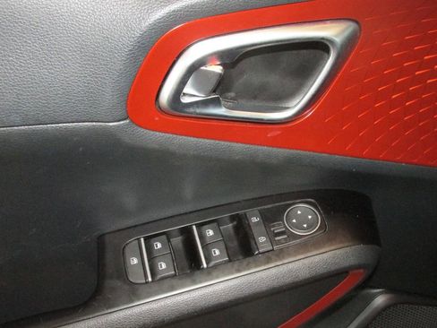 Used 2023 Kia Soul GT-Line image 25