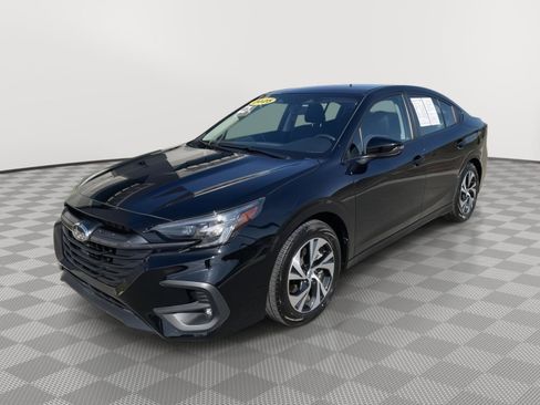 Certified 2025 Subaru Legacy Premium w/ Popular Package #1A AWD/4WD image 3