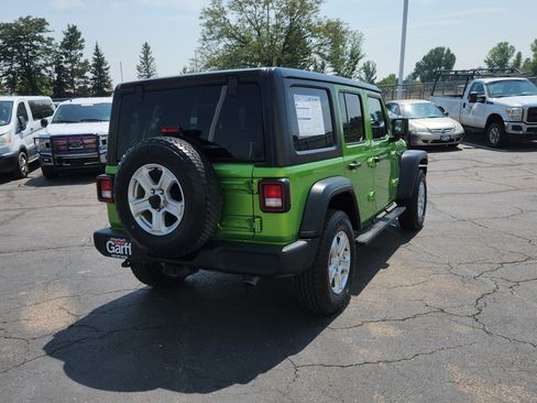 Used 2018 Jeep Wrangler Unlimited Sport S AWD/4WD image 8