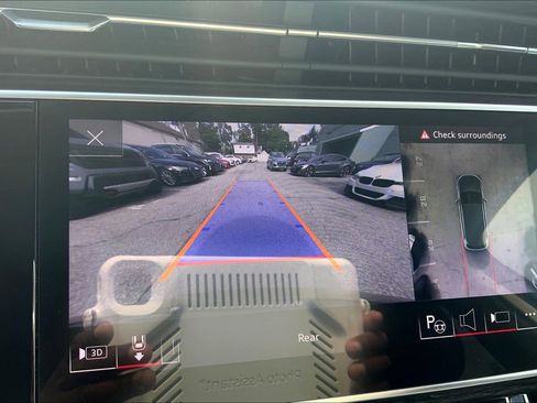 Used 2023 Audi Q7 3.0T Prestige image 29