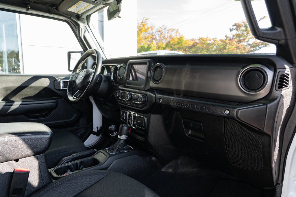 Used 2021 Jeep Wrangler Unlimited Sport AWD/4WD image 29