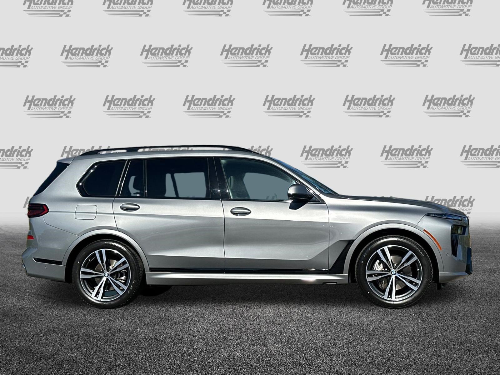 Certified 2026 BMW X7 xDrive40i w/ Executive Package AWD/4WD image 3