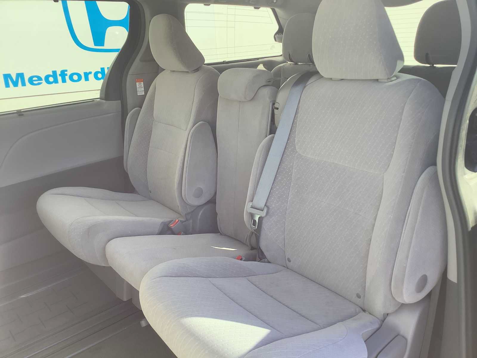 Used 2017 Toyota Sienna LE FWD image 13