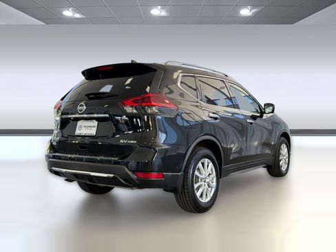 Used 2018 Nissan Rogue SV w/ Premium Package AWD/4WD image 9