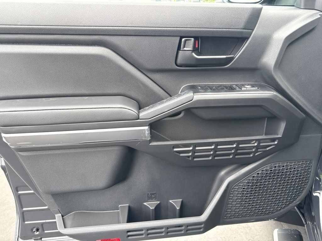 New 2026 Toyota Tacoma SR5 AWD/4WD image 17