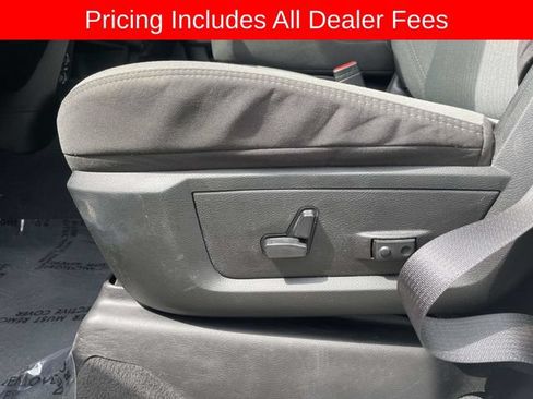 Used 2024 RAM 3500 Big Horn AWD/4WD image 23
