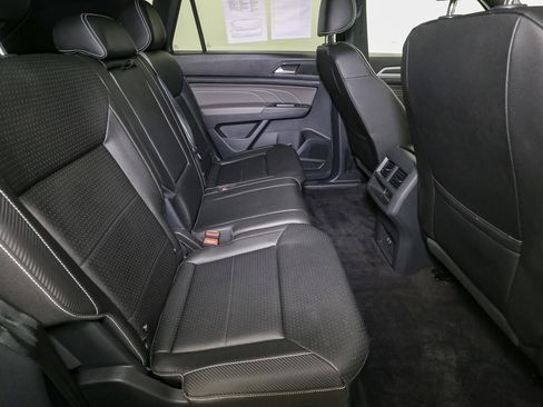 Certified 2023 Volkswagen Atlas Cross Sport SEL R-Line AWD/4WD image 27