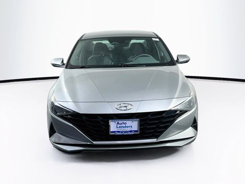 Used 2023 Hyundai Elantra SEL FWD image 2