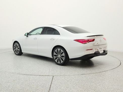 Used 2023 Mercedes-Benz CLA 250 image 7
