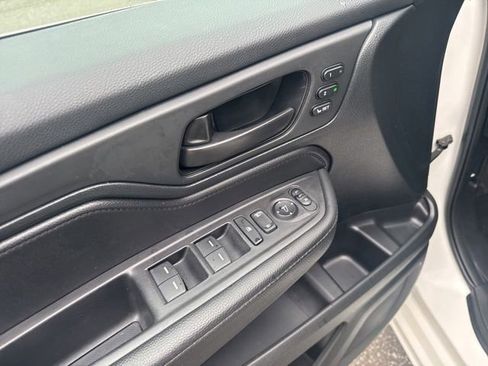 Used 2023 Honda Odyssey Sport image 23