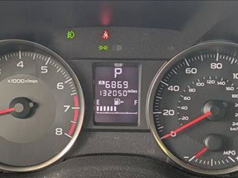 Used 2014 Subaru Crosstrek 2.0i Limited AWD/4WD image 11