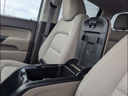 Used 2018 GMC Canyon SLE AWD/4WD image 20