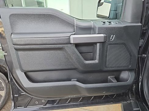 Used 2019 Ford F150 XLT w/ Equipment Group 302A Luxury image 12