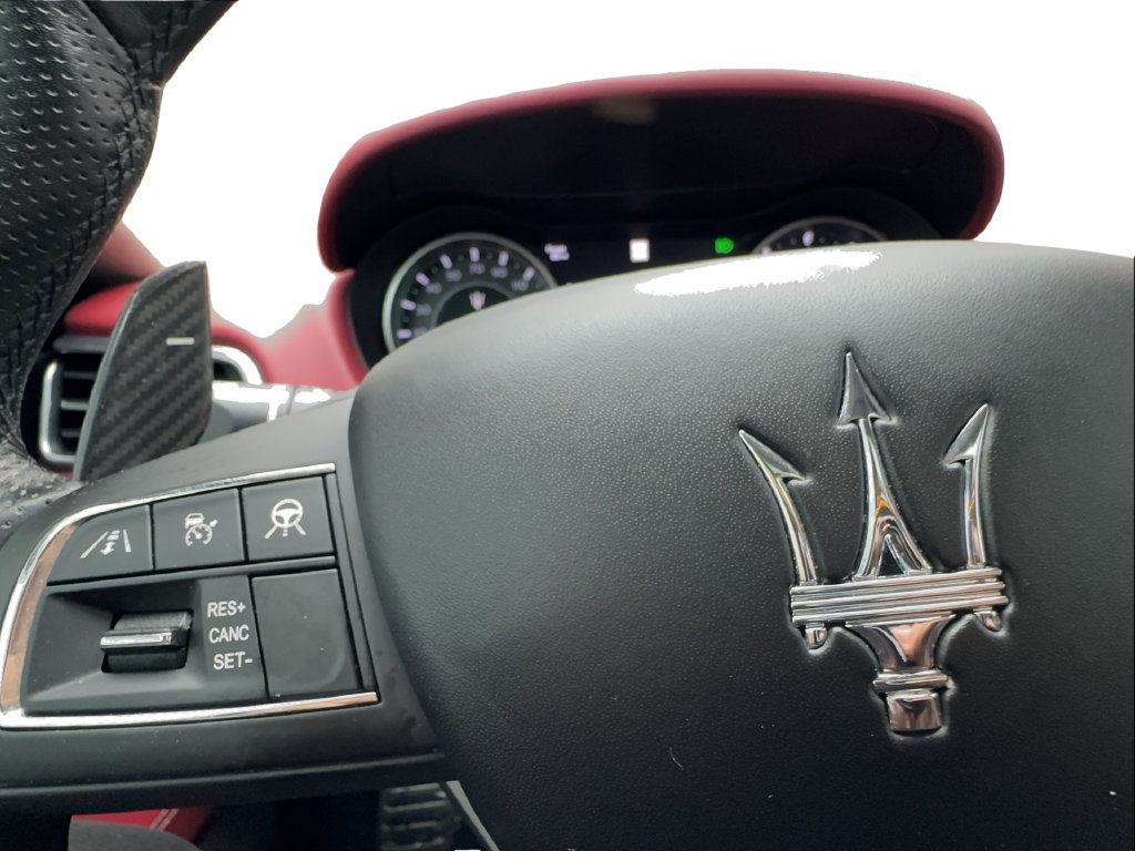 Used 2023 Maserati Ghibli Modena RWD image 48