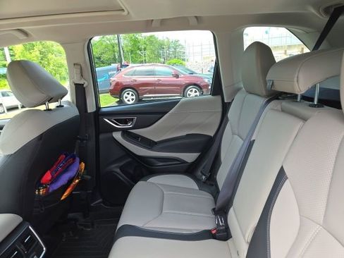 Used 2023 Subaru Forester Limited AWD/4WD image 11