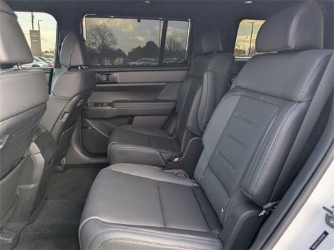 Certified 2025 Hyundai Santa Fe Calligraphy image 14