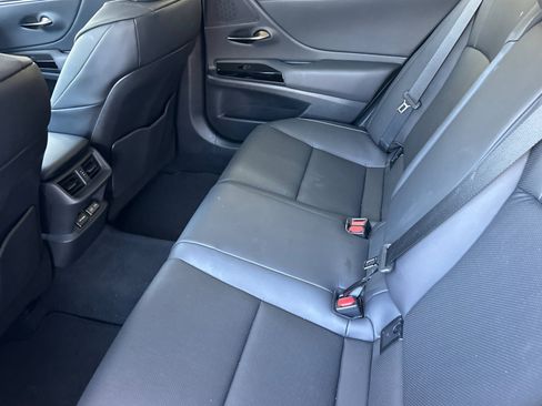 Certified 2025 Lexus ES 350 w/ Accessory Package (Z2) FWD image 24