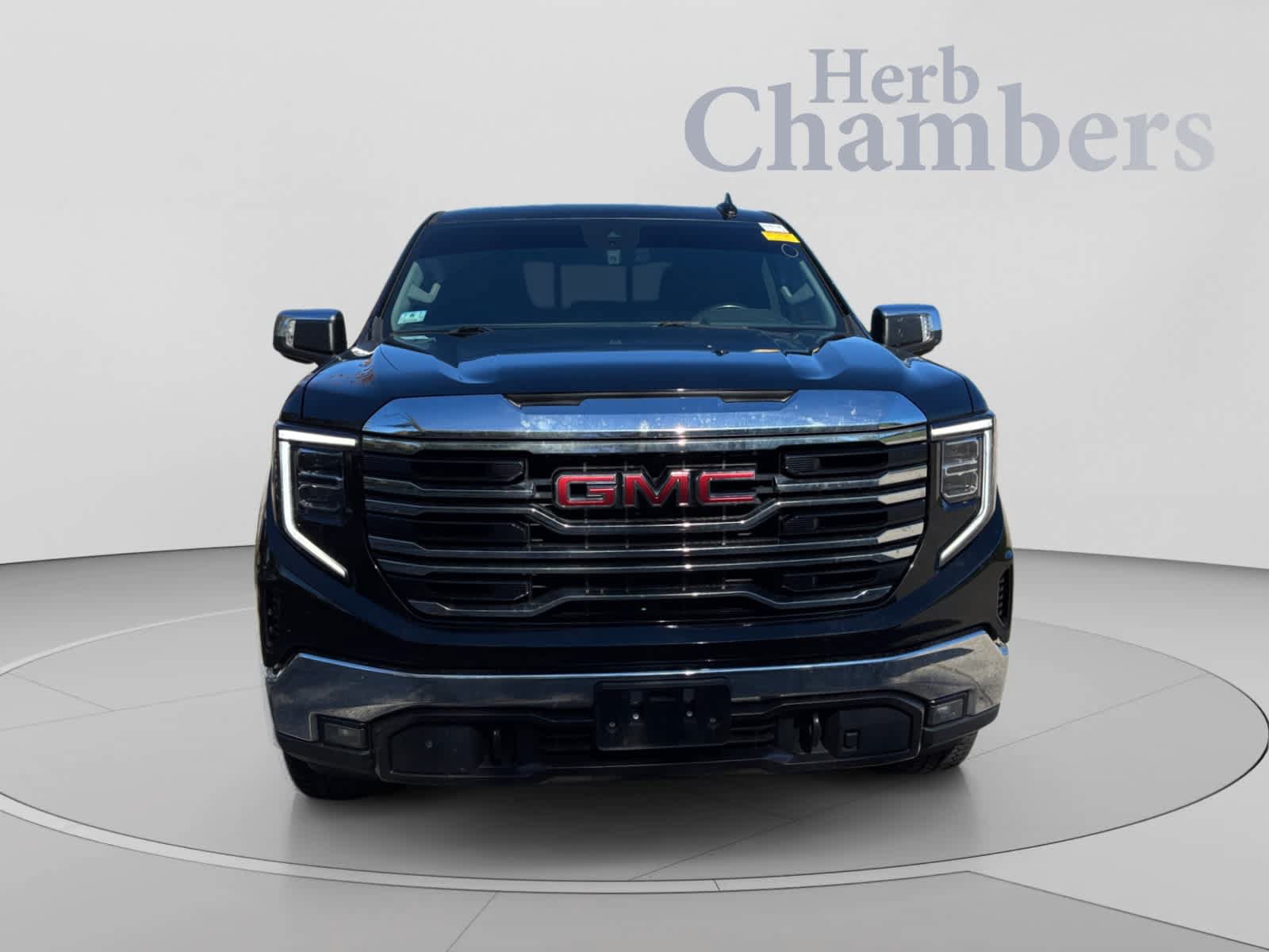 Used 2023 GMC Sierra 1500 SLT w/ SLT Premium Package AWD/4WD image 2