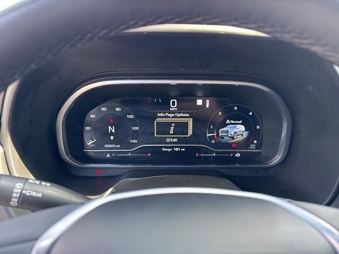 Used 2023 GMC Yukon SLT image 26