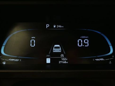 Used 2024 Hyundai Elantra SE FWD image 11