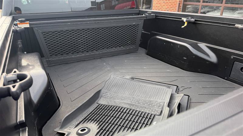 Used 2019 Toyota Tacoma SR5 AWD/4WD image 15
