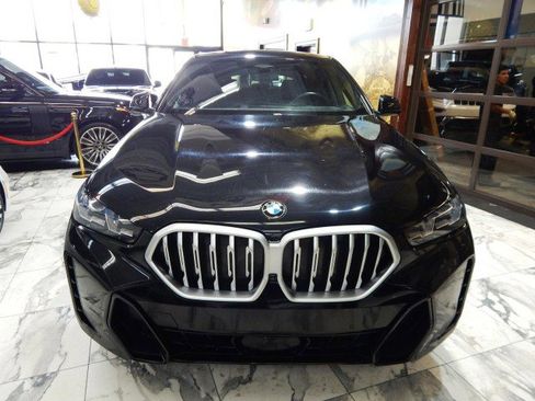 Used 2025 BMW X6 xDrive40i image 3