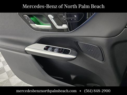 Certified 2025 Mercedes-Benz GLC 300 image 25