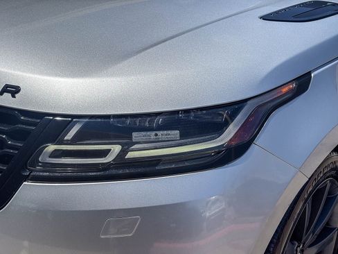 Used 2018 Land Rover Range Rover Velar R-Dynamic HSE AWD/4WD image 9