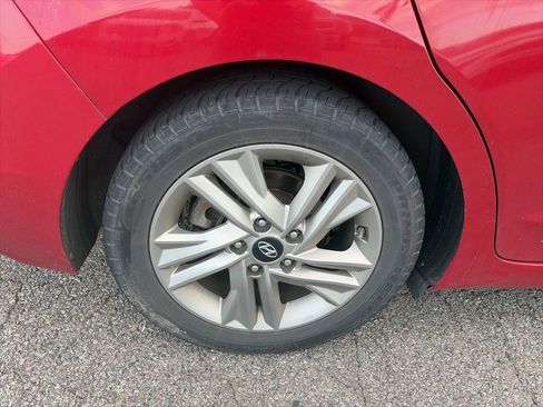 Used 2020 Hyundai Elantra SEL FWD image 9