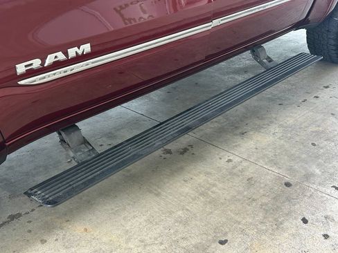 Used 2019 RAM 1500 Limited AWD/4WD image 20