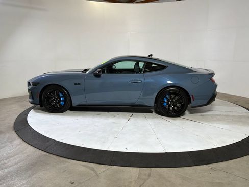 Used 2024 Ford Mustang GT Premium RWD image 7