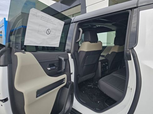 New 2026 GMC Hummer EV 4x4 Crew Cab image 17