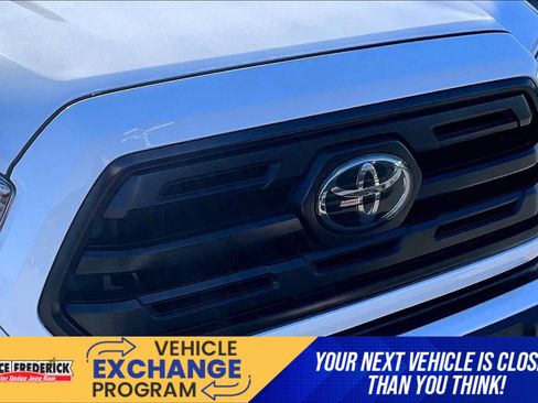Used 2019 Toyota Tacoma SR w/ SR Convenience Package image 24