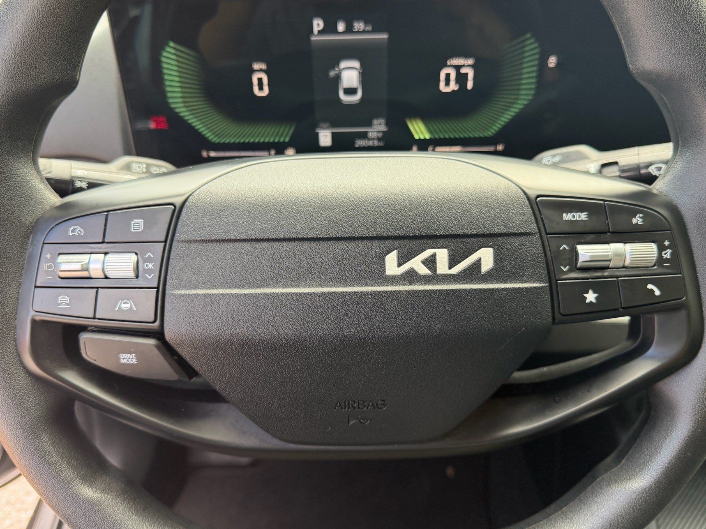 Used 2025 Kia K4 FWD image 39