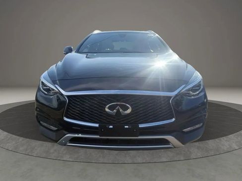 Used 2018 INFINITI QX30 AWD w/ Dark Wood Package image 2