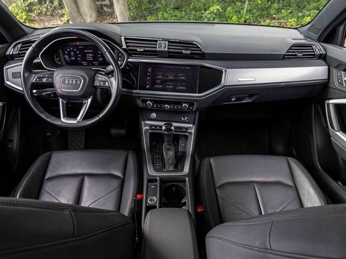 Used 2020 Audi Q3 2.0T Premium Plus w/ Premium Plus Package image 21