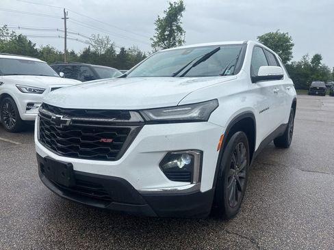 Used 2023 Chevrolet Traverse RS AWD/4WD image 4
