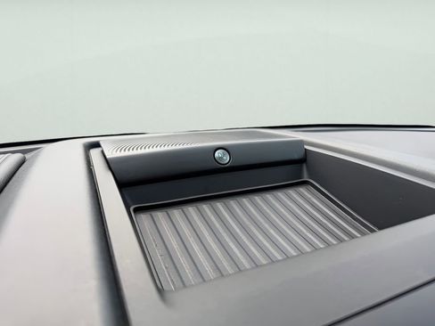 Used 2019 Ford F150 Raptor w/ Equipment Group 802A Luxury image 25