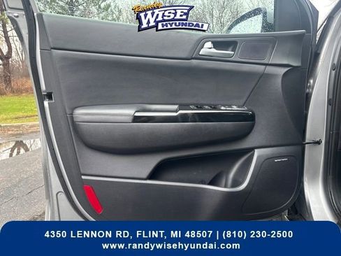 Used 2020 Kia Sportage SX image 10