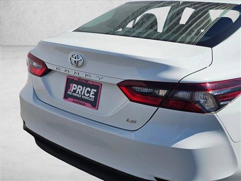 Used 2023 Toyota Camry LE w/ Convenience Package FWD image 12