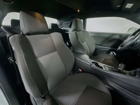 Used 2022 Dodge Challenger GT image 25