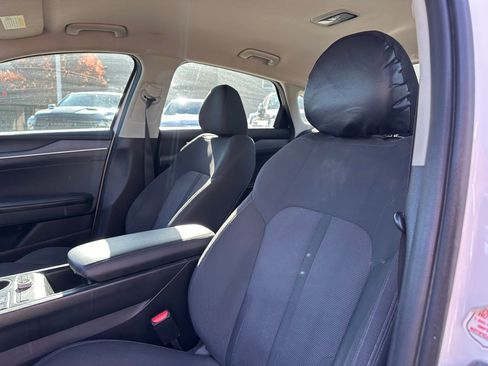 Used 2022 Kia K5 LXS image 17